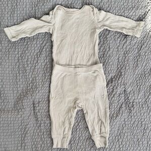 ⚠️Carter’s Baby Outfit⚠️
